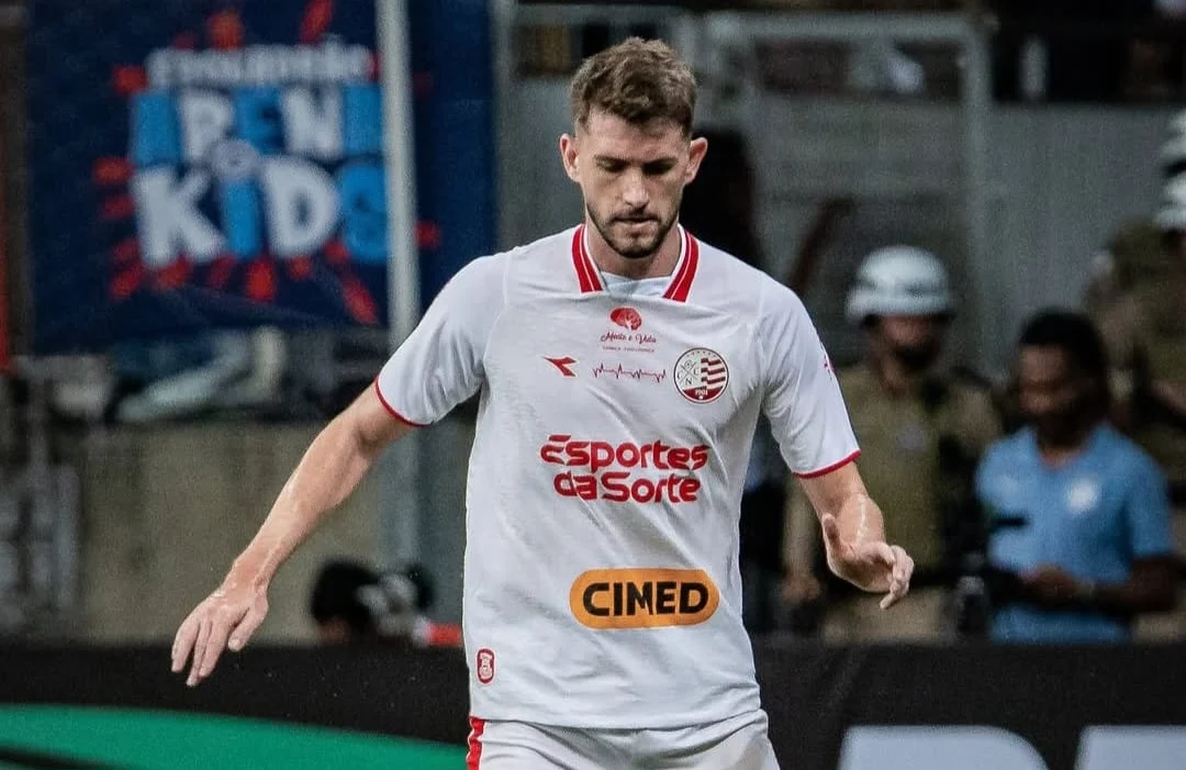 Gebrakan Arema FC: Resmi Rekrut Matthijs de Light dari Brasil!