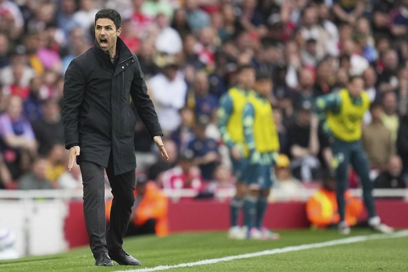 Lima Pemain Arsenal Terancam Akibat Transfer Agresif