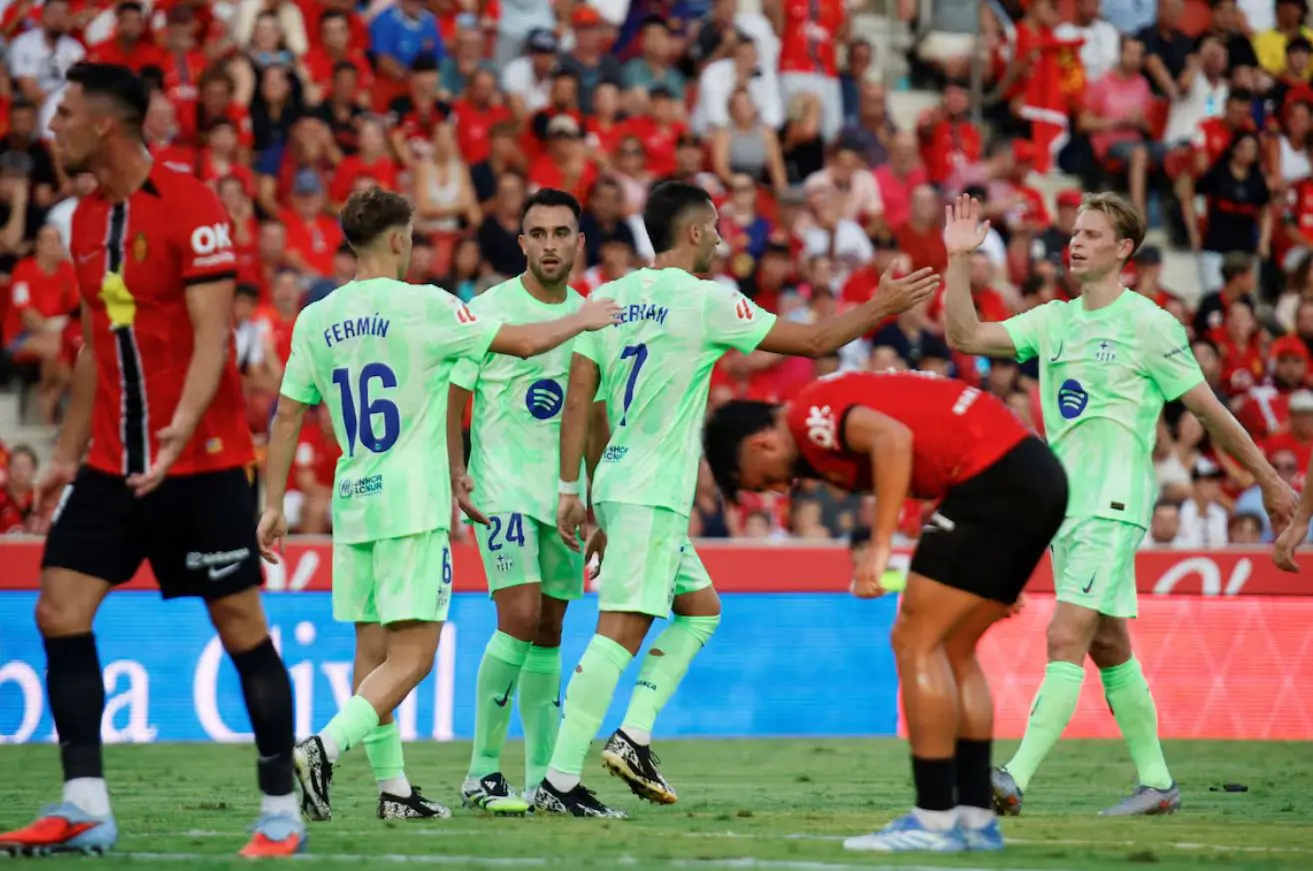 Barcelona Pakai Kit Lama Lagi Lawan Levante, Fans Protes!