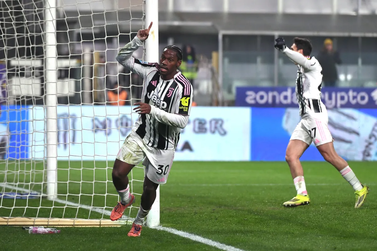 PSG dan Juventus Bahas Suzuki, Jonathan David Masuk Kancah