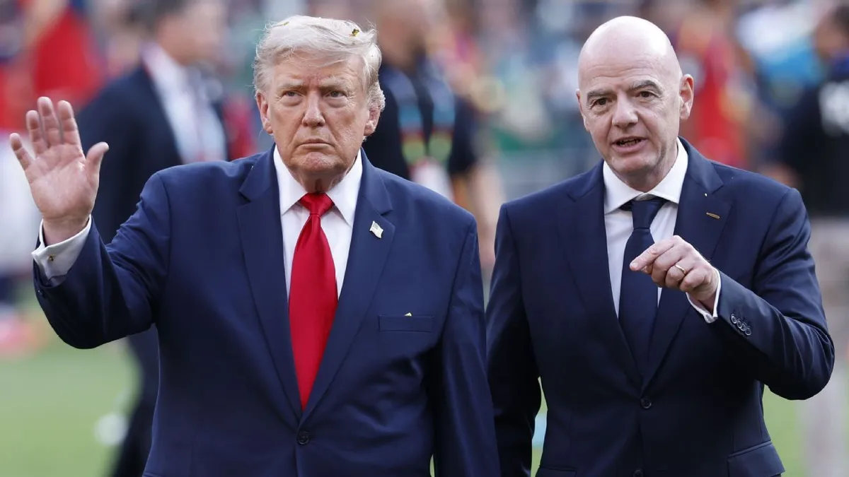 Trump Bela Infantino di Tengah Tekanan FIFA untuk Mundur