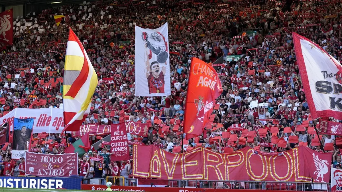 Liverpool Fans Minta Klarifikasi soal Investasi Konsorsium Terkait Jeff Bezos