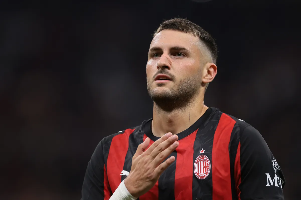 Santiago Gimenez ke Porto? Milan Minta Skema Wajib Beli