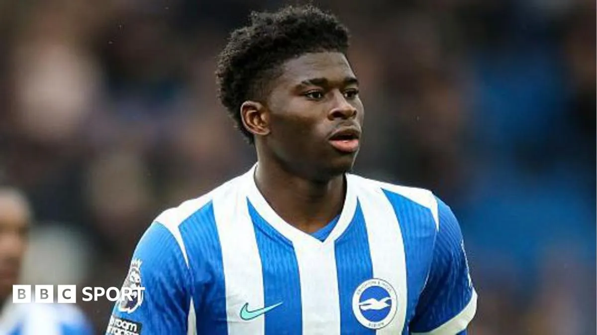 Manchester United Kian Dekat Rekrut Carlos Baleba dari Brighton