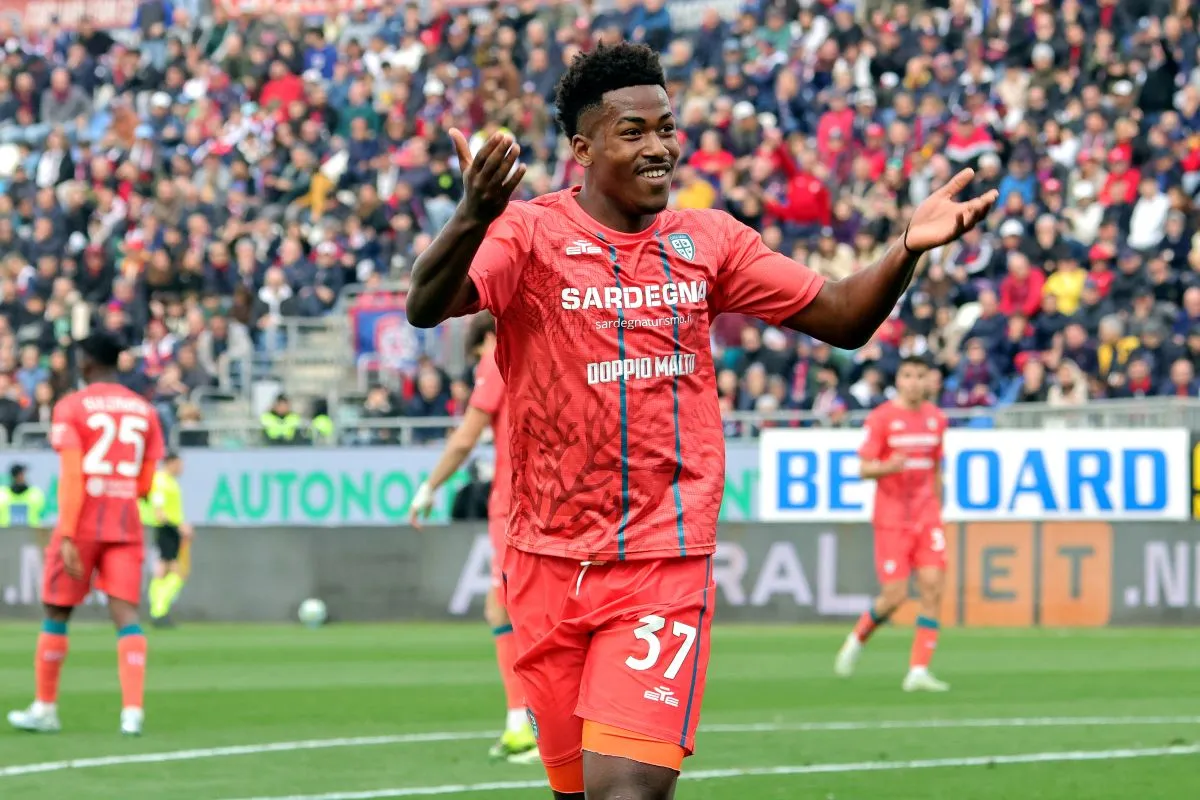Gelandang Cagliari Trepy Kritis usai Insiden Hampir Tenggelam