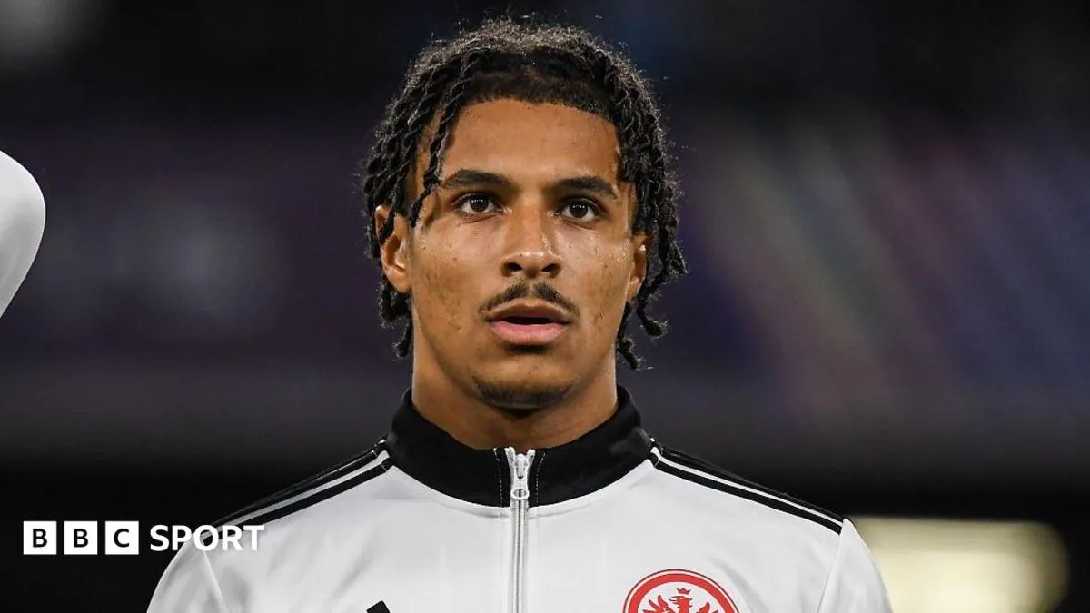 Transfer Gagal: Hull City Batal Datangkan Jean-Matteo Bahoya dari Frankfurt