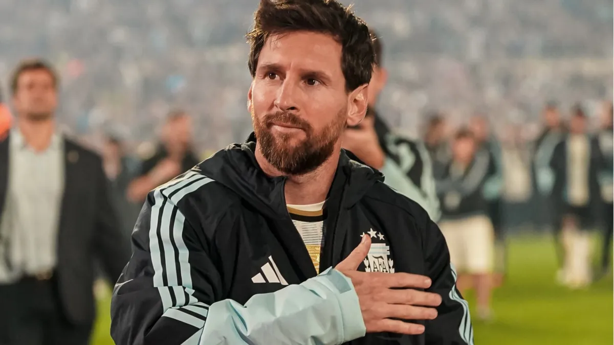 Momen Canggung Lionel Messi Tolak Selfie di Laga Perpisahan Timnas
