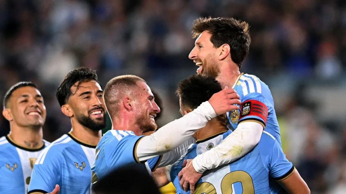 Pesan Langka Cristiano Ronaldo untuk Lionel Messi yang Bikin Gempar