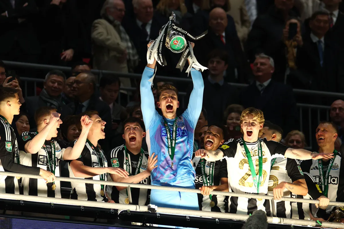 Bayern Munich Bidik Nick Pope sebagai Suksesor Manuel Neuer