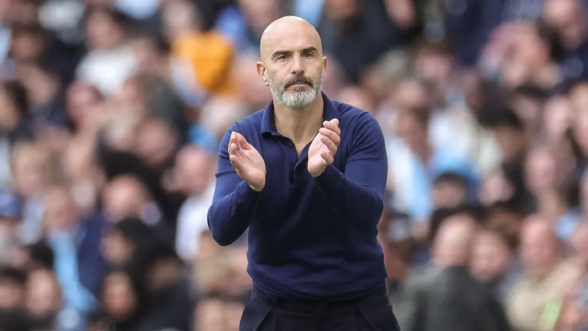 Enzo Maresca Pasang Badan untuk Man City di Tengah Badai Regulasi