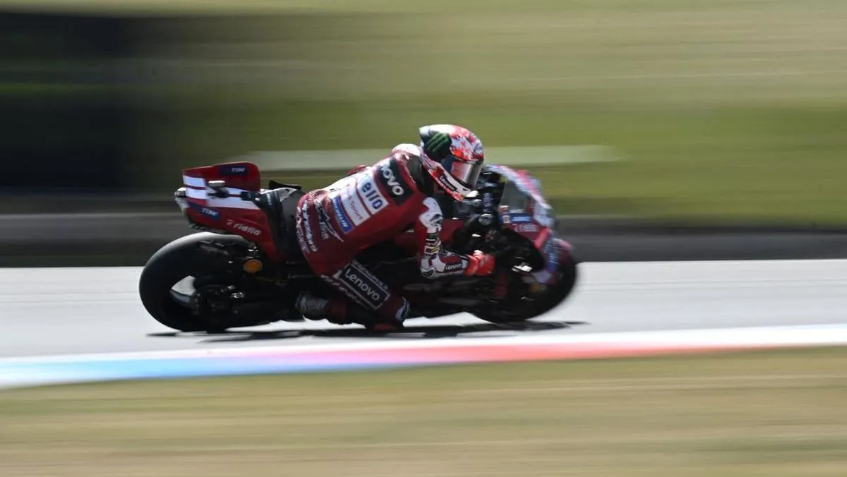 Bagnaia Mengamuk di FP1 MotoGP Mandalika Nyaris Tabrak Toprak