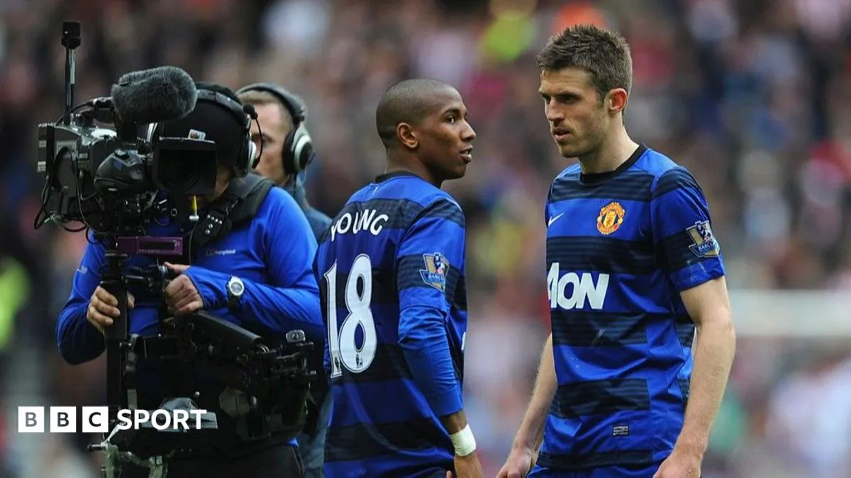Michael Carrick Buka Suara Soal Kasus Finansial Manchester City