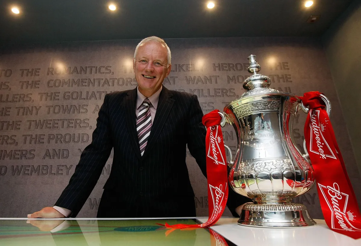 Kisah Unik Barry Hearn dan Amukan Legendaris di Leyton Orient