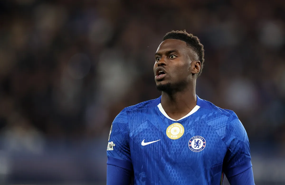 Benoit Badiashile Panen Pujian Usai Debut Penuh Bersama Napoli