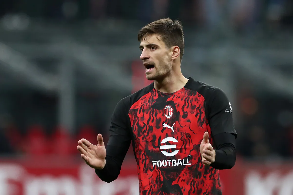 Matteo Gabbia Cedera Parah Saat Milan Hadapi Sassuolo di Liga Italia