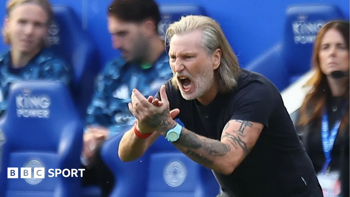 Peterborough Bantah Tuduhan Pendekatan Ilegal Rekrut Robbie Savage