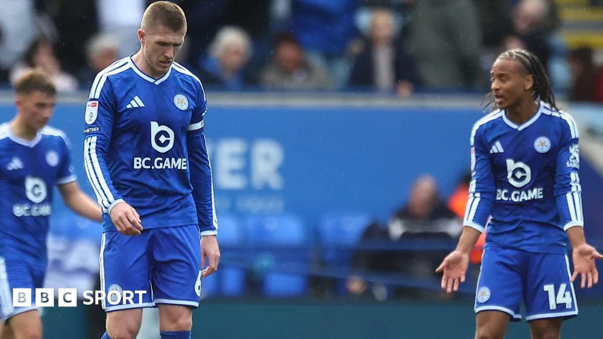 Leicester City Terpuruk, Tekanan Membakar Kursi Pelatih Martin
