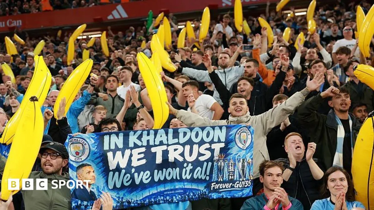 Aksi Pisang Karet Man City di Anfield Bawa Keceriaan Kata Varadi