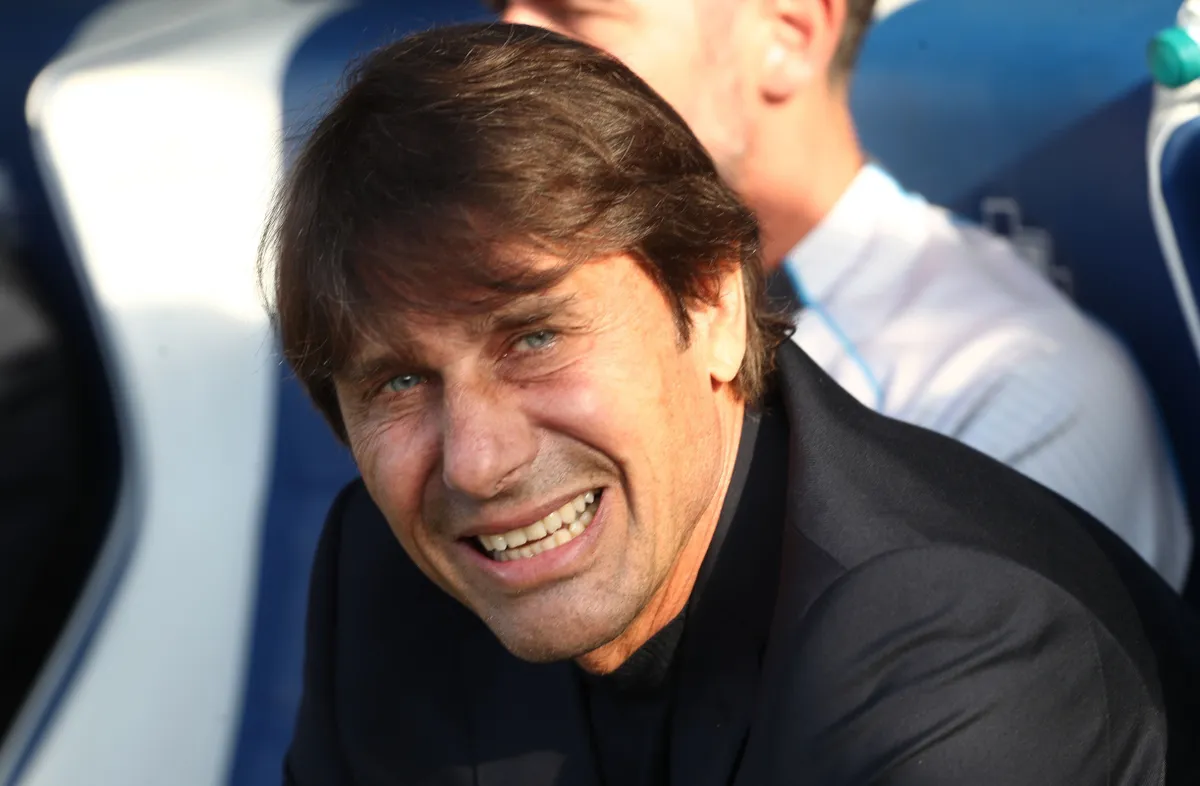 Antonio Conte Masuk Radar Manchester United Gantikan Carrick