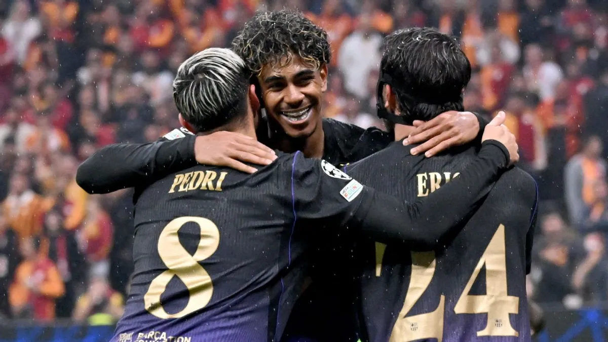 Barcelona Sempurna di 10 Laga, Hansi Flick Beri Peringatan Keras