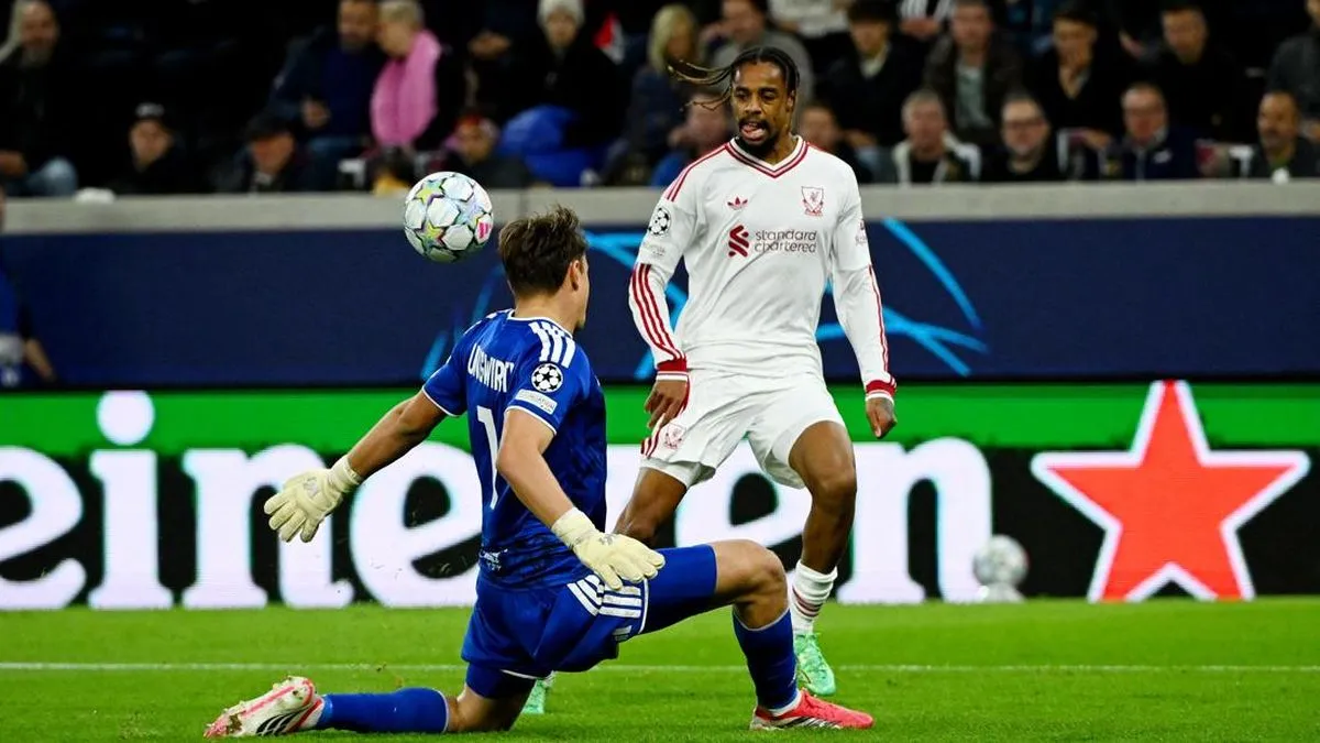 Bradley Barcola Ngamuk Hattrick di Liga Champions, Liverpool Menang