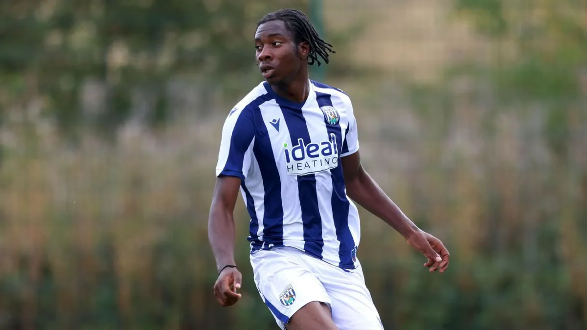 Ajaib! Justin Seven-Seven Cetak Gol West Brom di Menit 77