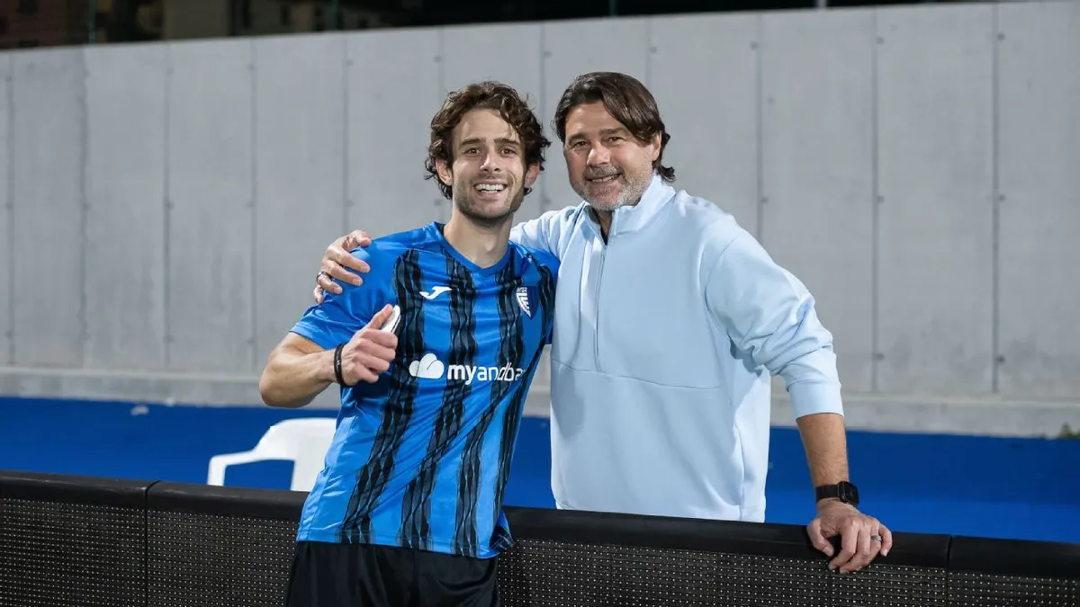 Maurizio Pochettino Siap Debut Bersejarah di UEFA Conference League