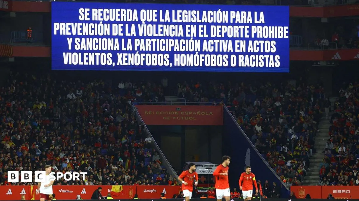 Spanyol Disanksi FIFA Usai Nyanyian Rasis Suporter Lawan Mesir