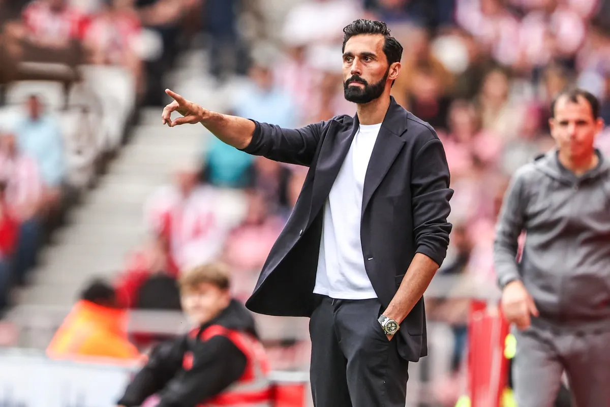 Louis Saha Minta Fulham Pertahankan Alvaro Arbeloa Musim Ini