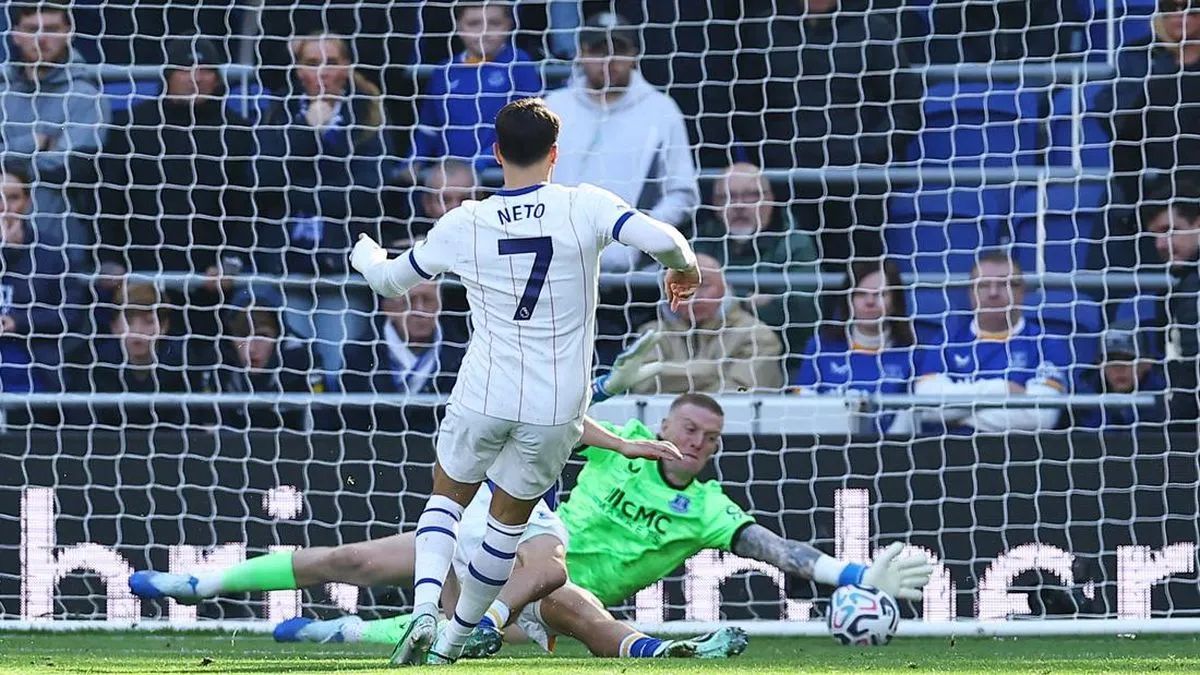 Hasil Premier League: Pedro Neto Cetak Dua Gol, Chelsea Hantam Everton