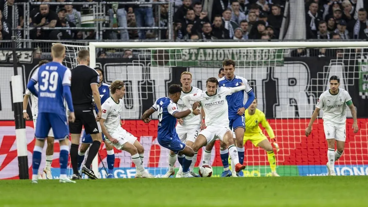 Kevin Diks Heran Monchengladbach Kalah Beruntun dan Juru Kunci