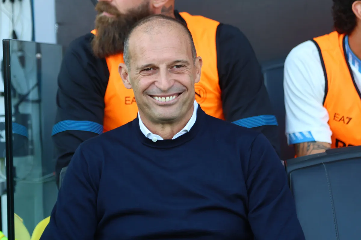Allegri Pasang Badan untuk Skuad Napoli Jelang Liga Champions