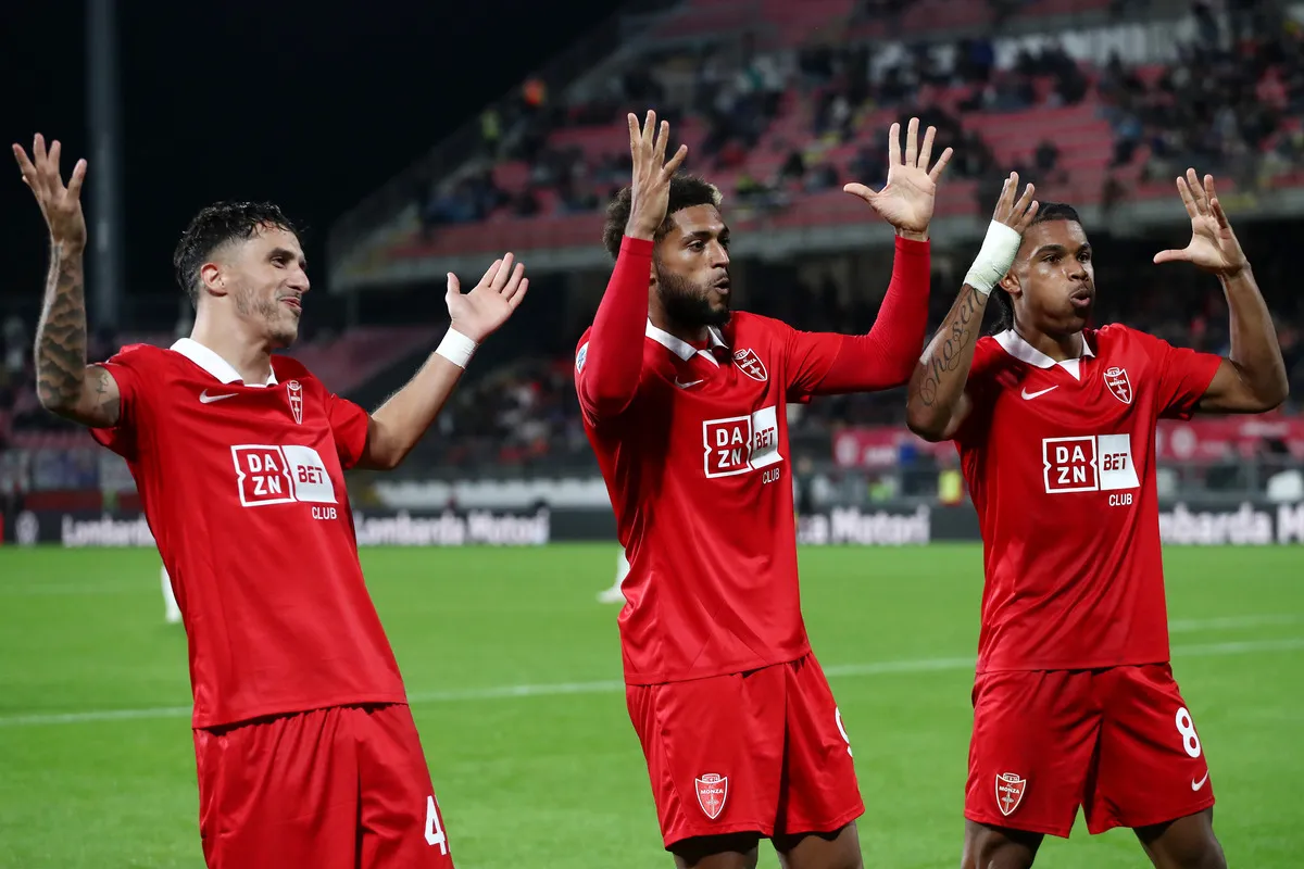 Monza Hantam Cagliari 4-0, Rekor Unbeaten Tamu Resmi Berakhir