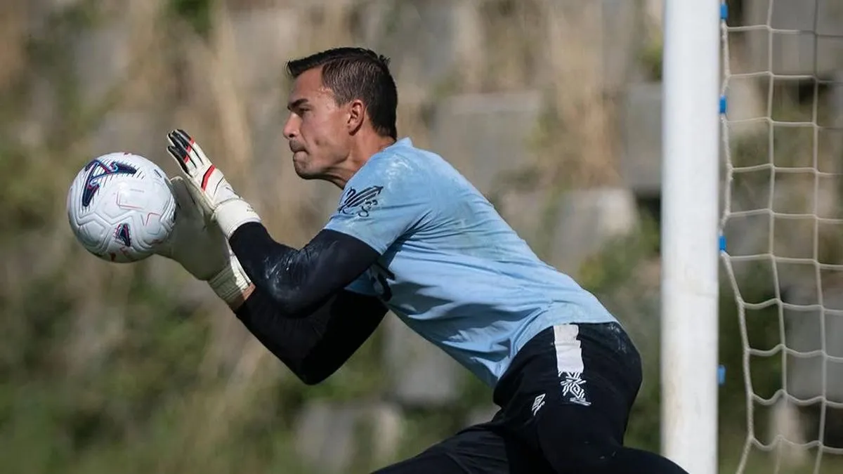 Aksi Spektakuler Emil Audero Dipuji La Liga dan Kibarkan Indonesia