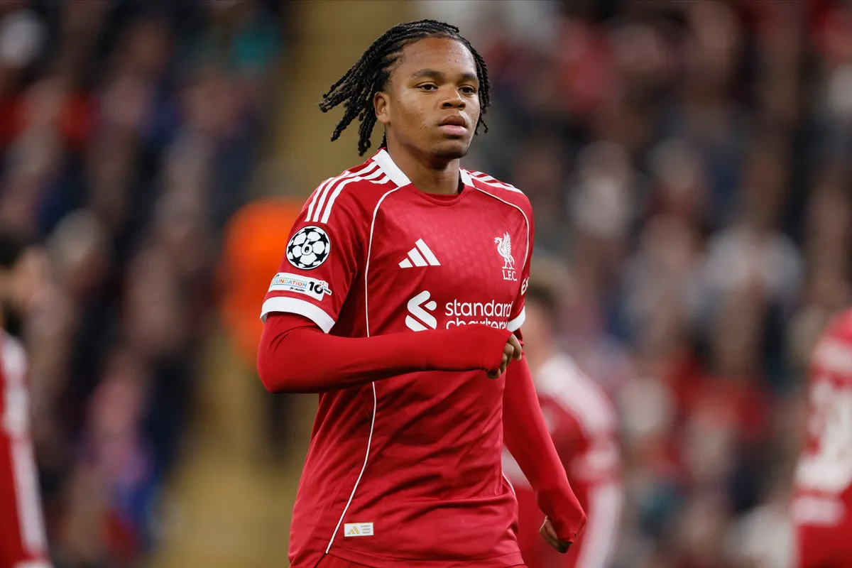 Rio Ngumoha Tanggapi Rumor Transfer Arsenal dan Setia di Liverpool