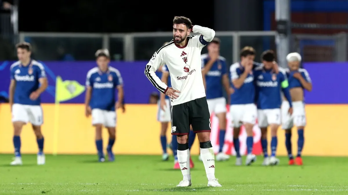 Konflik Carrick dan Bruno Fernandes Usai Man United Dibantai Como