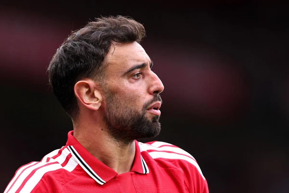 Bruno Fernandes Serang Taktik Michael Carrick Usai Dibantai Como