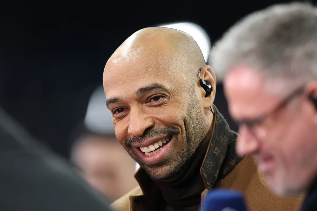 Pujian Thierry Henry untuk Cesc Fabregas usai Bantai MU 4-1 di UCL
