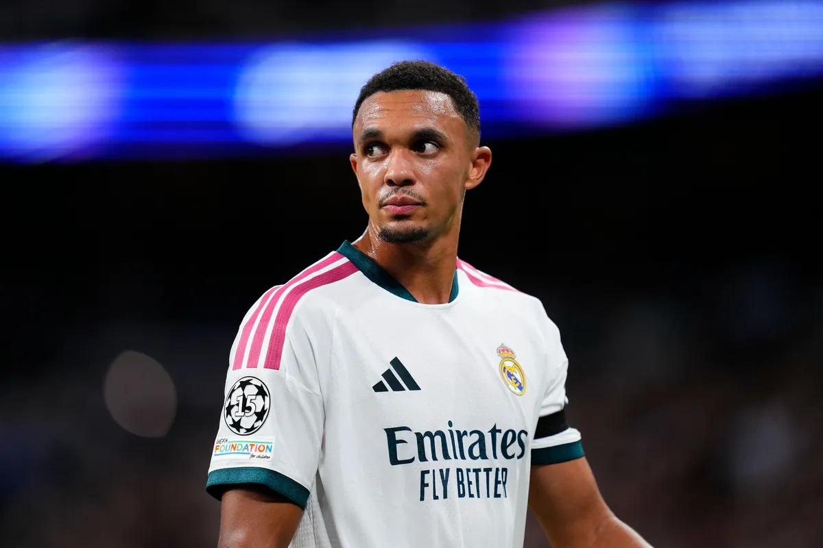 Trent Alexander Arnold Incar Kepindahan Mengejutkan ke Premier League