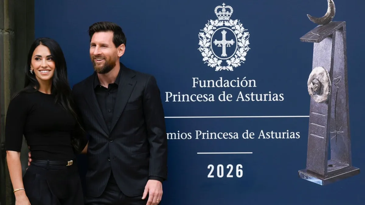 Pesan Haru Lionel Messi Saat Terima Penghargaan Spesial di Spanyol