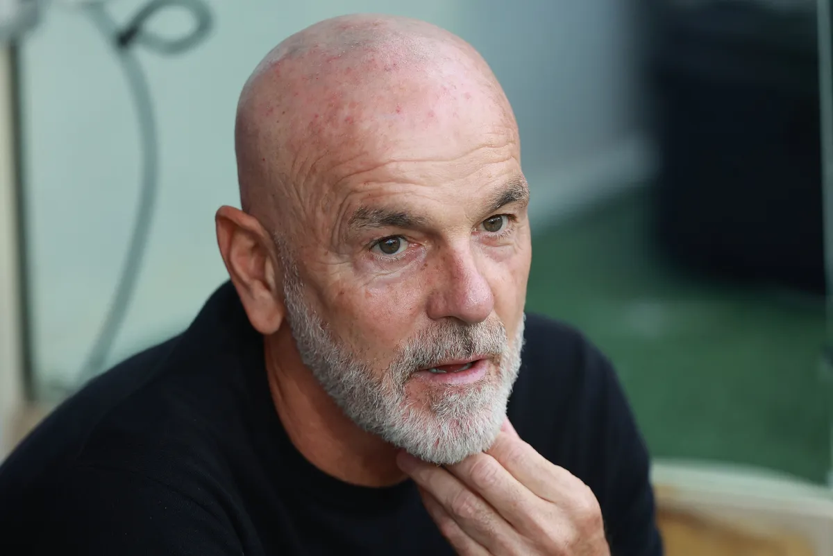 Stefano Pioli Muncul di Napoli Saat Posisi Massimiliano Terancam