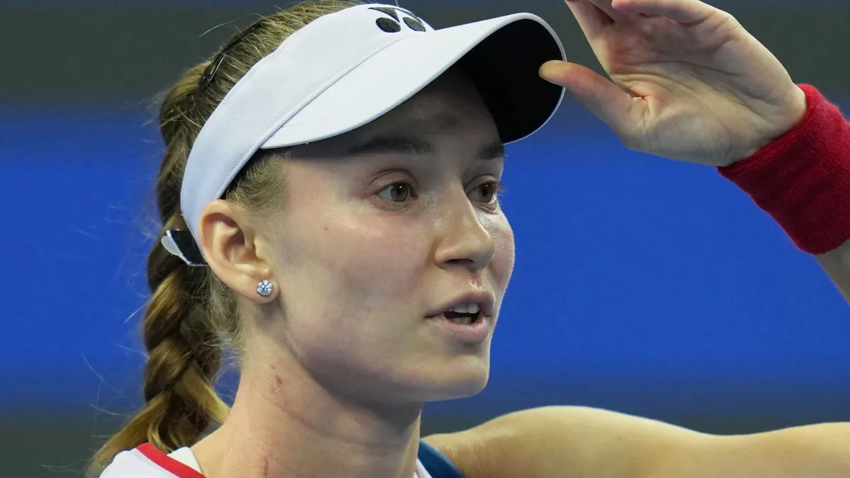 Elena Rybakina Pertahankan Gelar Juara Ningbo Open Usai Bungkam Leylah