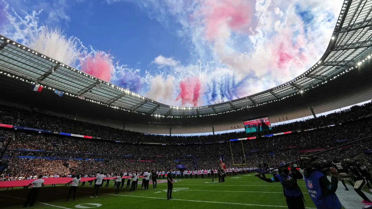 Aaron Rodgers Dukung Wacana 16 Laga Internasional NFL di Paris