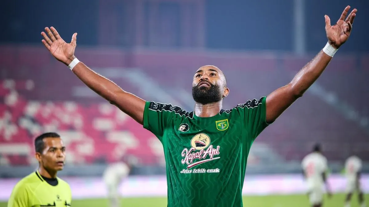 Persebaya Gilas Madura United, Bhayangkara FC Ditahan Imbang PSM