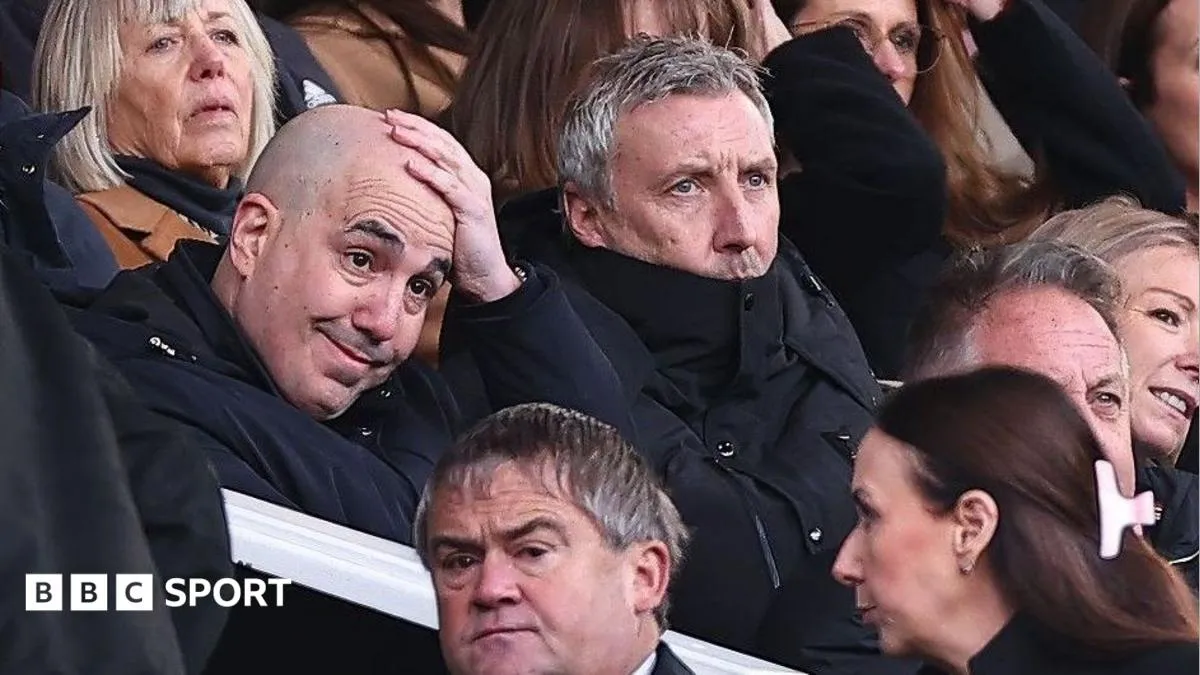 Badai Tekanan di Old Trafford: Mengapa Fans Man United Mulai Bidik Jason Wilcox?