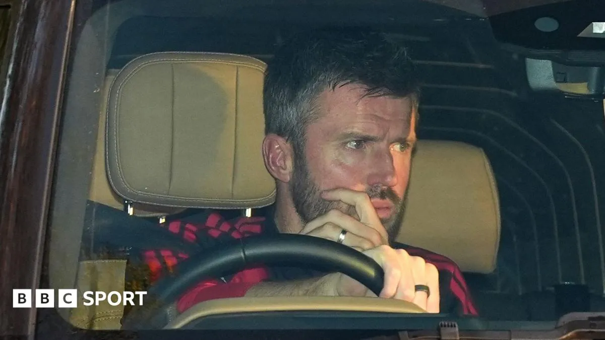 Michael Carrick Tetap Latih Manchester United Lawan Chelsea