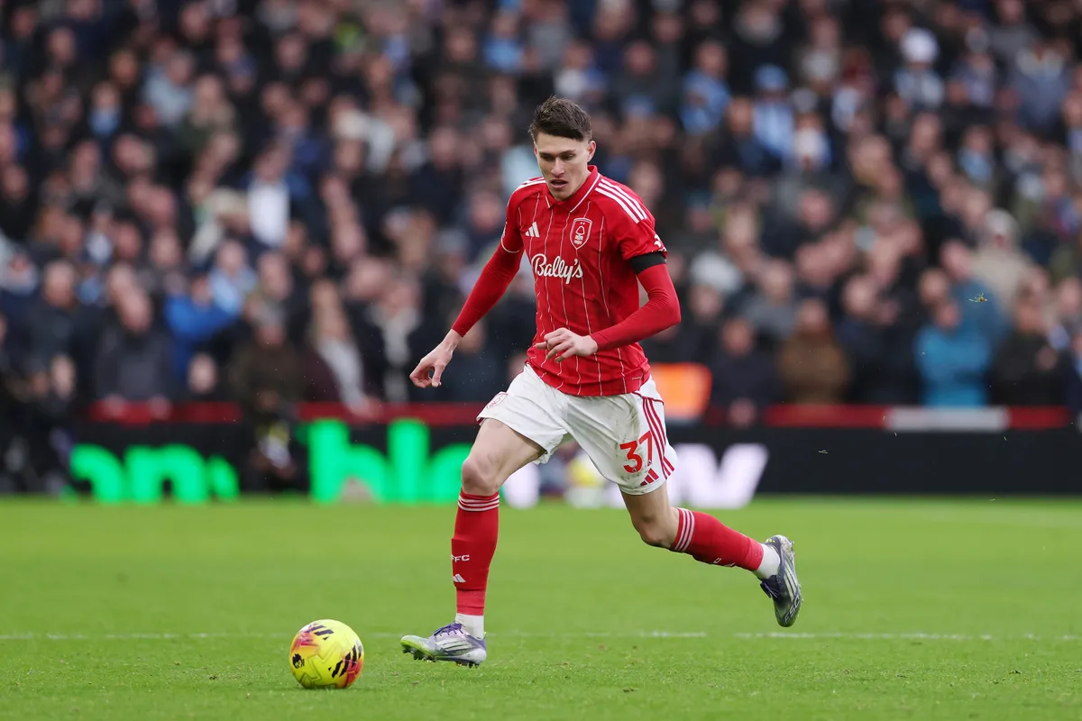 Nicolo Savona Kembali Berlatih di Nottingham Forest Usai Cedera