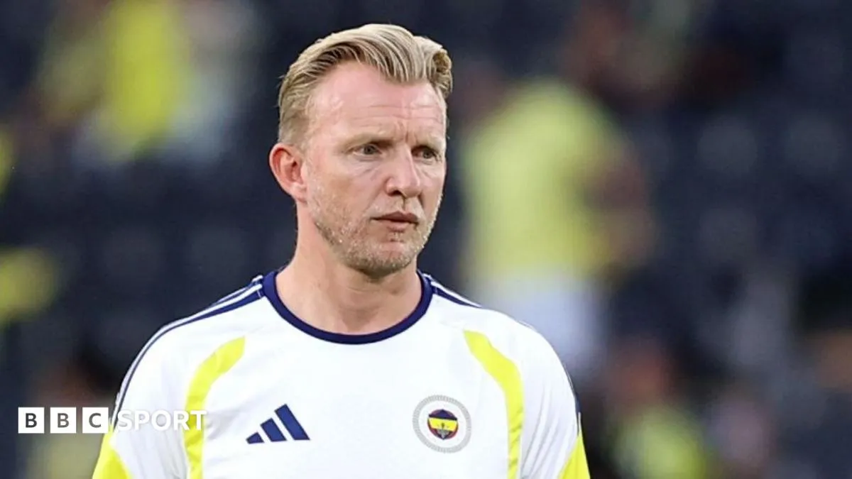 Dirk Kuyt Resmi Jadi Pelatih Fenerbahce Jelang Duel Lawan Liverpool