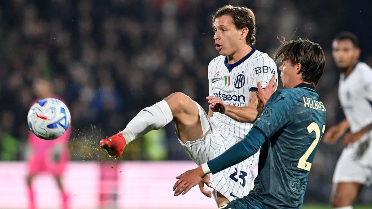 Beda Nasib Duo Milan di Serie A: Rossoneri Babak Belur, Nerazzurri Menang