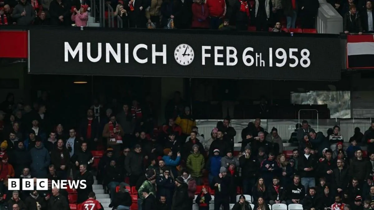 Memorial Tragedi Munich Manchester United Dicuri, Begini Responnya
